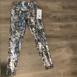 NWT lululemon wunder under high rise legging